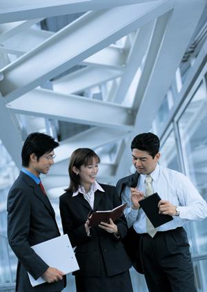 クラスTシャツで個性を表現しよう!面白いデザインとアイデア集